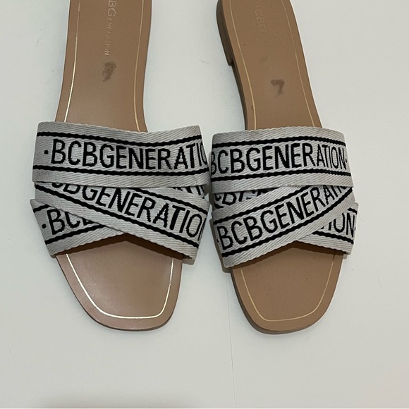 Bcbg black and white sandal size 10- like new - Picture 13 of 13